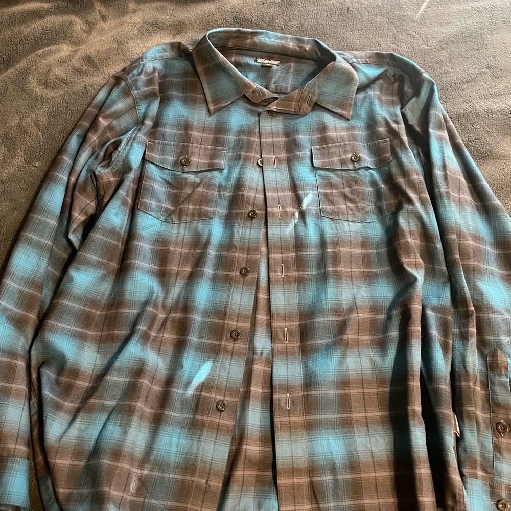 Mens Large button up dress shirt.